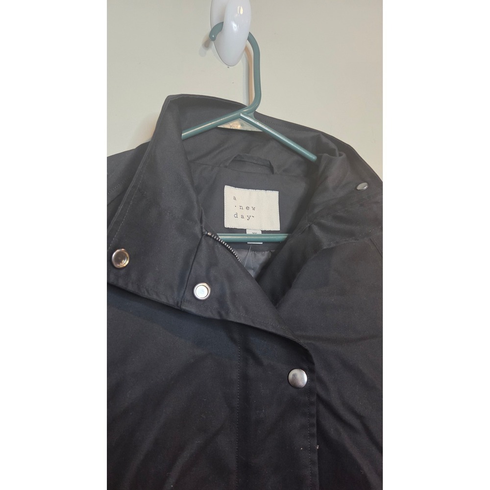 A New Day Anorak Jacket Womens XS Black Full Zip Snap Front Lightweight NEW